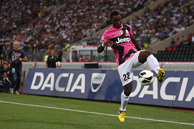 Ghanaian midfielder Kwadwo Asamoah has become a key player for Juventus. Net photo.