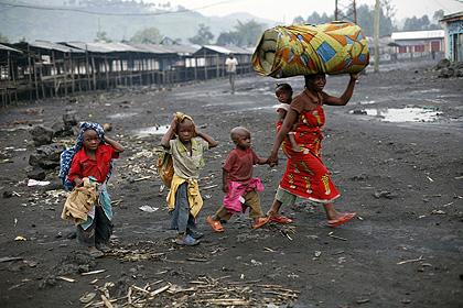 Refugees fleeing the fighting in Goma