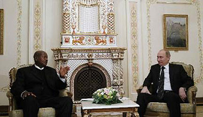Russian President Vladimir Putin (right) in talks with Ugandau2019s President Yoweri Museveni during their meeting at the Novo-Ogaryovo state residence outside Moscow on December 11, 2012. Net photo.