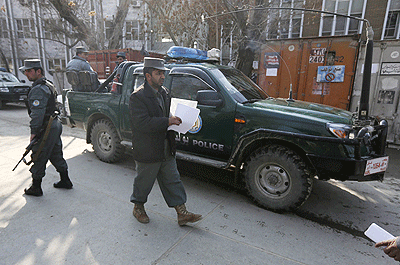 The incident occurred during a ceremony for officers at the heavily guarded Kabul police headquarters. Net photo.