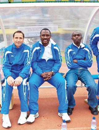 Ali Bizimungu (C) has been sacked as assistant to Didier Gomes da Rosa (L) and will be temporaliry replaced by Thierry Hitimana (R). The New Times/T. Kisambira.