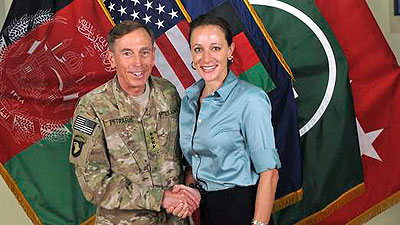 Gen David Petraeusu2019 had an affair with Paula Broadwell. Net photo