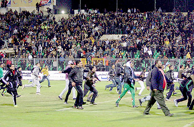 The violence flared after the match between al-Masry and Al Ahly. Net photo.