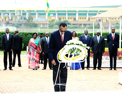 President Kagame pays his respects at the National Heroes Mausoleum in Remera, Kigali, yesterday. The New Times/ Village Urugwiro.