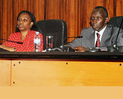 Chief Justice Rugege (R) with his deputy Sylvie Kayitesi Zainabu, during the media briefing on Monday.  The New Times/John Mbanda.  