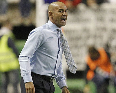 Coach Paco Jemez has guided modest Rayo into sixth place despite the club being in administration. Net photo.