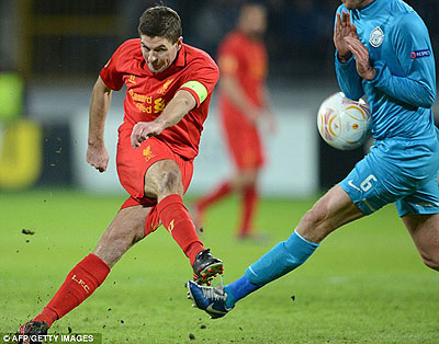 Steven Gerrard led a strong Liverpool side in Russia. Net photo.