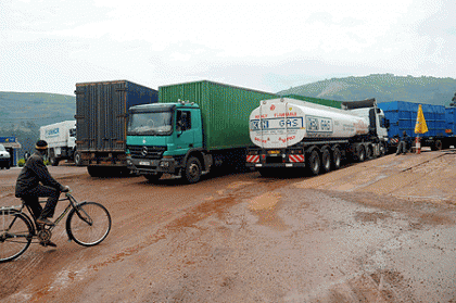 Cargo trucks at Gatuna.  The New Times / File.
