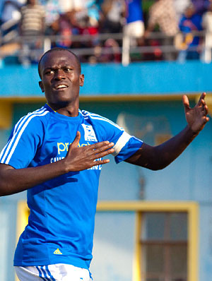 Rayon Sport skipper Aphrodis u2018Kanombeu2019  Hategekimana celebrates his goal against APR on Saturday. Rayon won 4-0 to maintain their one-point lead at the top.  The New Times / T. Kisambira.