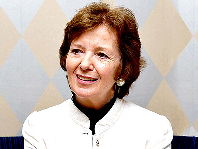 Robinson is bringing diplomacy to the Great Lakes region.