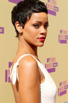 Rihanna. Net photo. Net photo.