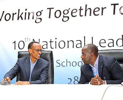 President Kagame and Prime Minister Habumuremyi during the National Leadership Retreat yesterday. (The New Times/Village Urugwiro)