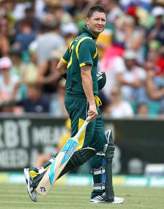 Michael Clarke, who turned 32 on Tuesday, has led the team to 12 wins, six defeats and five draws in 23 tests. Net photo.