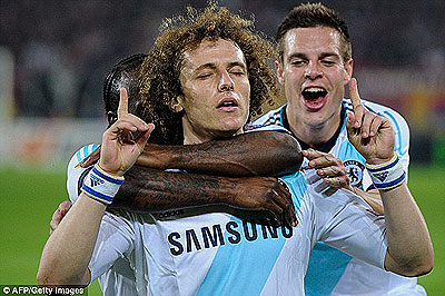 Luiz celebrates after his last minute goal. Net photo.