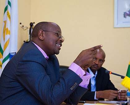 Local Government Minister Musoni addressing press about the Aberdeen Report yesterday. The New Times/Timothy Kisambira.