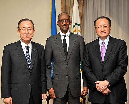 UN Secretary General Ban ki-Moon (L) and World Bank president  Dr. Jim Yong Kim (R), after meeting President Kagame in Kigali yesterday.  The New Times/  Village Urugwiro. 