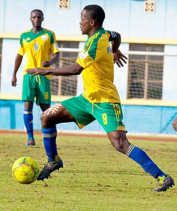Haruna Niyonzima in action against Mali in March. He has joined Amavubi camp in Rubavu. The New TimesT. Kisambira.