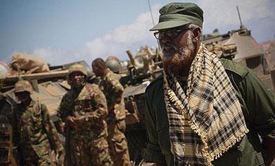 Ahmed Madobe (pictured) and his rival Istin Hassan both have large militias in the Kismayo area. Net photo.