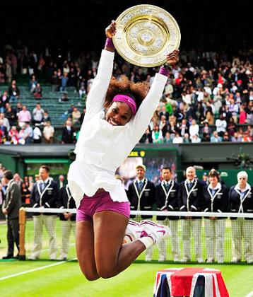 Serena Williams beats Agnieszka Radwanska to win Wimbledon title in 2012. Net photo