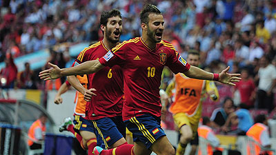 Jese of Spain celebrates after scoring the late winner against Mexico. Net photo.