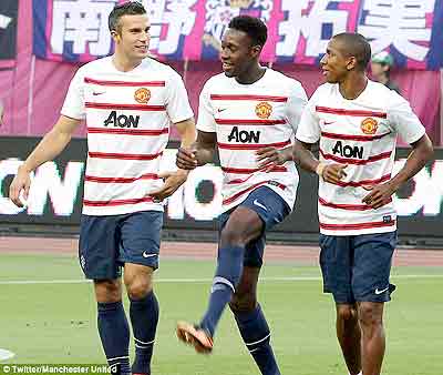 Van Persie, Danny Welbeck and Ashley Young were put through their paces.  Net photo.