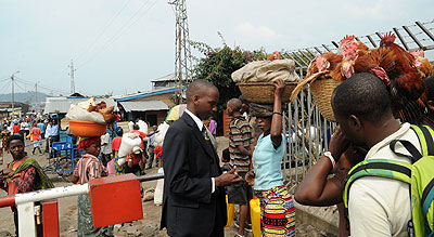 Informal trade at the Rubavu border post connecting Rwanda and DR Congo.  Several markets will be built to link Rwanda to neighbouring countries.  Saturday Times/ John Mbanda. 