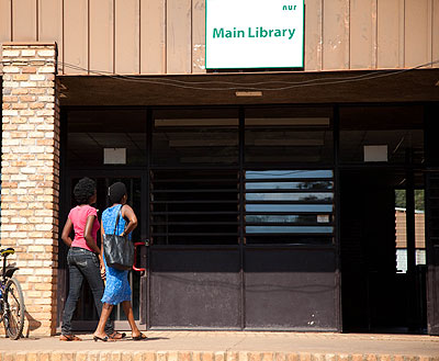 Students walk into the main library at the National University of Rwanda. The institution has dipped in global and continental ranking.  The New Times/ File.