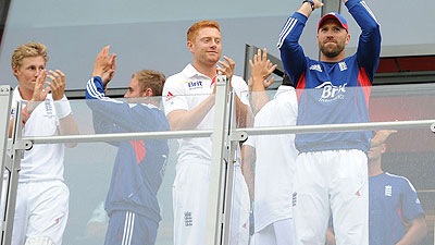 The England balcony celebrate retaining the Ashes. Net photo.