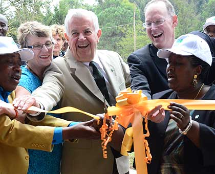 Health Minister Agnes Binagwaho is joined by Dr Paul Farmer, one of the founding directors of Partners in Health (2R) and Bill and Joyce Cummings (Friends of Rwanda), as well as Burera....
