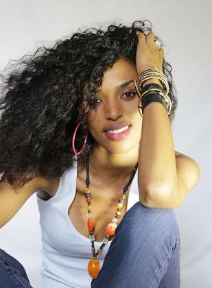 Styling is kept minimal as the model lets her incredible body do the talking.