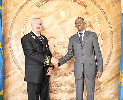  President Kagame welcomes the new Russian ambassador to Rwanda, Andrey Vradimirovich Polyakov, at Village Urugwiro in Kigali yesterday. The New Times/Village Urugwiro.