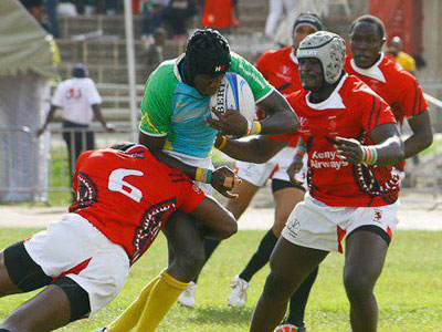 Silverbacksu2019 Lucien Bikamba (C), seen here in action against Kenya in last yearu2019s Safaricom 7s. Times Sport/File