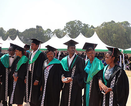 Some of 2,600 students who completed their studies in various disciplines at the National University of Rwanda during their graduation this year.  The New Times/ File.