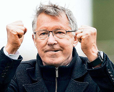 Barton says he was not trying to disrespect the former Manchester United manager. Net photo