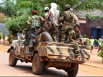 Former Seleka rebel fighters have attacked villages, while vigilante groups commit similar abuses. Net photo.