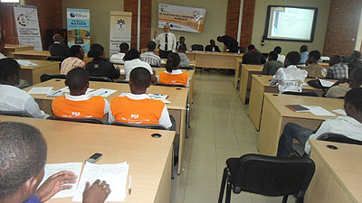 Prof. Khan speaks during the workshop.  The New Times / Emmanuel Ntirenganya