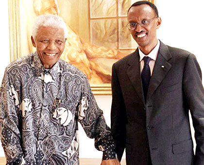 President Kagame and the late Mandela meet in Johannesburg in the past. The New Times/ Village Urugwiro. 