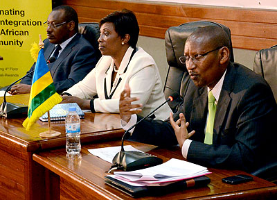 L-R: Finance minister Claver Gatete, EAC minister Jacqueline Muhongayire and John Rwangombwa. Business Times/ File.