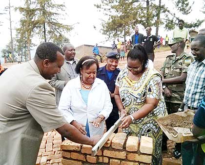Mukantabana (R) is joined by UNHCR Country Representative Neimah Warsame (M) and Karekezi at the ground-breaking ceremony on Thursday. The New Times/ JP Bucyensenge.