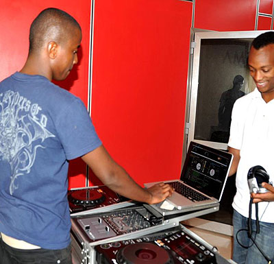 Students in class at Scratch Music Academy. Photos by Moses Opobo.