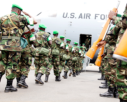 The last batch of peacekeepers board a US Air Force plane for peacekeeping mission in Central African Republic yesterday. Rwanda successfully deployed its planned 850 peacekeepers to the restive country. The peacekeepers were airlifted by the US Air Force in 38 phases that began on January 16.  The New Times/ John Mbanda.