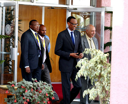 President Kagame accompanied by Dr Fasil Nahom (R), the minister and head of legal affairs in the Office of the Ethiopian Prime Minister, on arrival in Addis Ababa to attend the 22nd Ordinary Session of the Assembly of the African Union. The New Times/Village Urugwiro