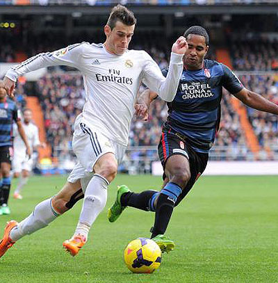 Gareth Bale, left, remains a doubt for Real Madridu2019s Bilbao trip. Net photo