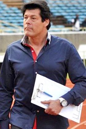 Luc Eymael must prove his worthy before being offered a longer contract by Rayon Sports. Times Sport/ Courtesy.