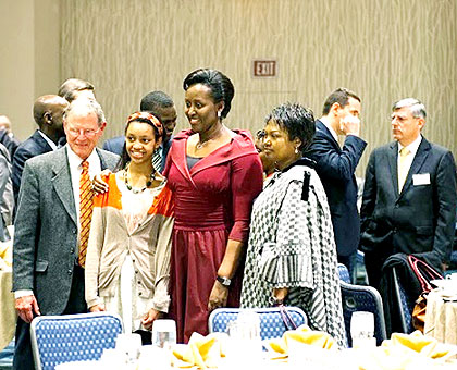 First Lady Jeannette Kagame shares a photo moment with Senator Inhofe (L) and his daughter (2ndL) and Amb. Mathilde Mukantabana, Rwandau2019s envoy to Washington at the Leadership Dinner.  Courtesy.