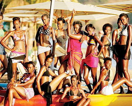 Miss Rwanda 2012 contestants pose for a group photo.