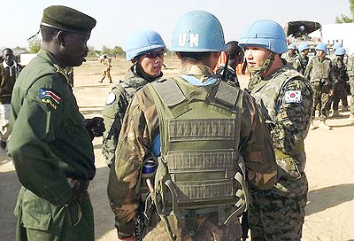 The UN base in Bor is home to some 5,000 displaced civilians. Net photo.