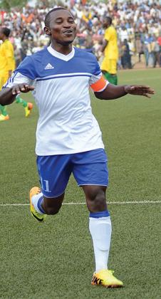 Rayon Sports captain Fuadi Ndayisenga celebrates after scoring in the 2-1 win over AS Kigali in the corresponding fixture. File Photo