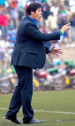 Rayon Sports Head coach Luc Eymael.
