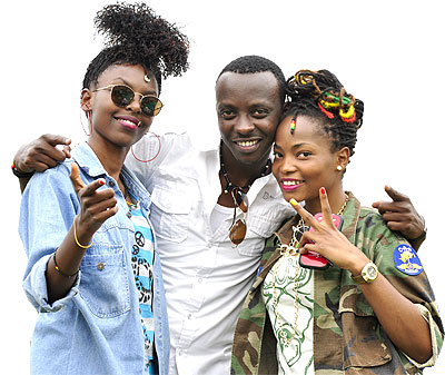 Diana, Jules and Young Grace pose for a picture before the road show